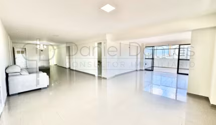 226m² em Lagoa Nova, oportunidade Palazzo Di Lacqua