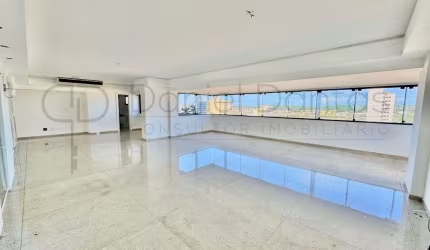 Alto padrão com 318m² em Candelária, Condomínio Maurice Ravel. Oportunidade!