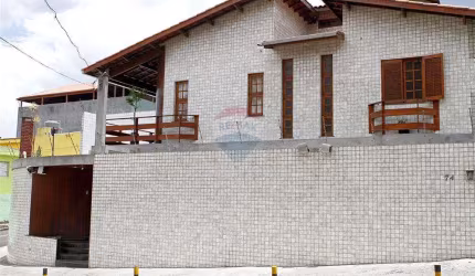 Sobrado com 4 dormitórios para alugar, 250m² - Conceição em Diadema