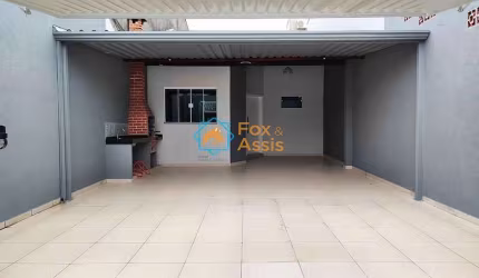 Casa 2 dormitórios sendo 1 Suíte.