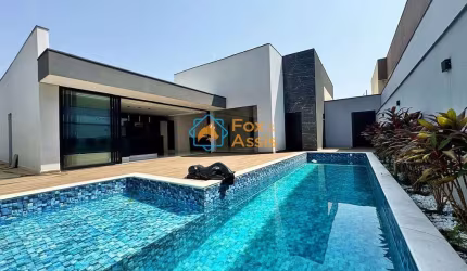 Casa Alto Padrão Condomínio Villagio.