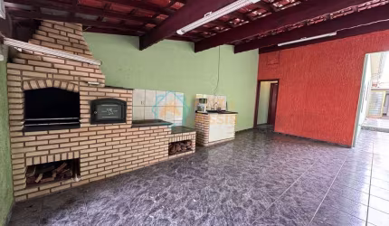 Casa Comercial Rua Limeira.