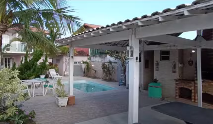 ALUGO CASA DE PRAIA EM MARICÁ
