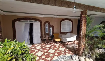 CASA 1 DORMITÓRIO