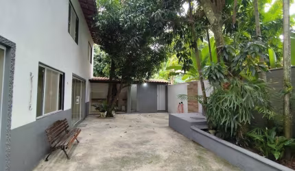 CASA 3 DORMITÓRIOS