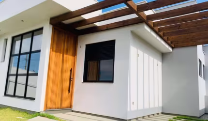 Casa com 3 quartos à venda na Rua Gervásio José da Silva, 58, Forquilhas, São José, 104 m2 por R$ 675.000
