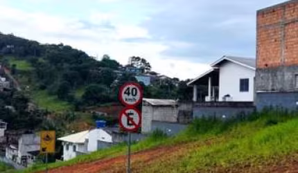 Terreno em condomínio fechado à venda na Rua Homero de Miranda Gomes, 1411, Fundos, Biguaçu, 150 m2 por R$ 180.000