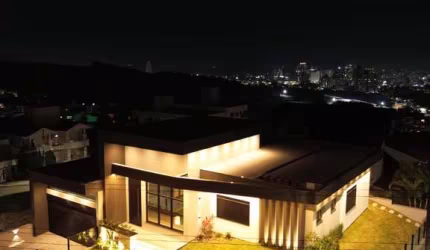 Casa com 3 quartos à venda na Rua das Emas, 35, Pedra Branca, Palhoça, 320 m2 por R$ 2.390.000