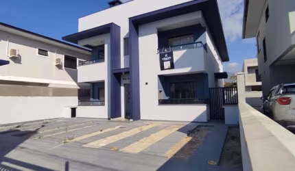 Apartamento com 2 quartos à venda na Rua Claudemiro João Saibert, 32, Nova Palhoça, Palhoça, 60 m2 por R$ 360.000
