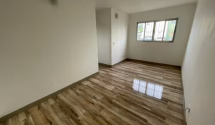 LINDO APARTAMENTO NO COND. SERRA VERDE