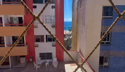 Excelente Apartamento para Aluguel no Costa Azul - Nascente Total e a Apenas 200m da Praia!