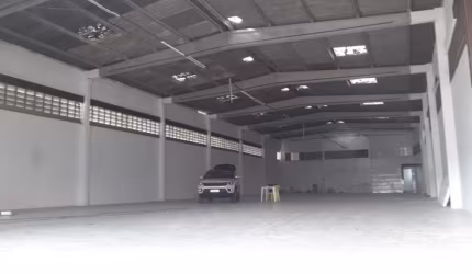 Galpão Comercial Estratégico de 1000m² na Principal Avenida de Mussurunga - Sua Próxima Conquista Empresarial!