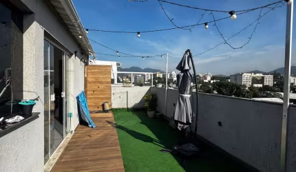 Alugo Excelente Cobertura Na Taquara 2 Quartos