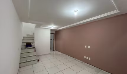 Alugo/ Vendo Ótima Casa Duplex Com 2 Quartos Na Taquara