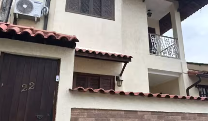 Alugo Casa Triplex Com 3 Quartos Na Taquara