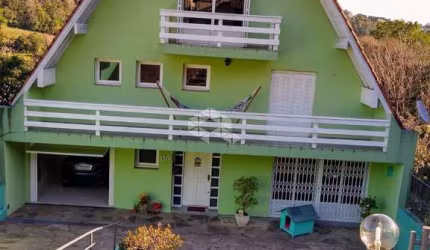 Casa de 357m² para venda por R$ 650.000