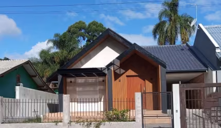 Casa com 170m² para venda por R$ 1.800,000