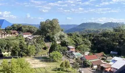 Excelente apartamento de 3 dormitórios com suíte no centro de Nova Petrópolis.