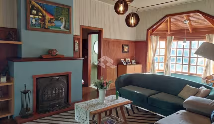 Casa mista com 3 Quartos
