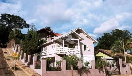 Casa ampla 4 Dormitórios na Serra Gaúcha
