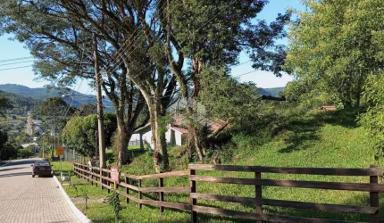 Ótimo Terreno com Linda Vista