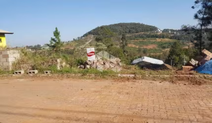 Terreno no Bairro Piá com vista
