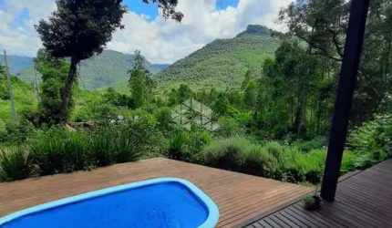 Chácara com infraestrutura em Nova Petrópolis