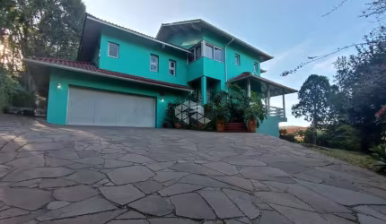 Casa de Esquina com Quiosque à Venda em Nova Petrópolis