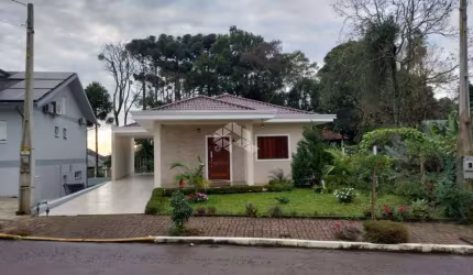 Excelente casa com 3 D