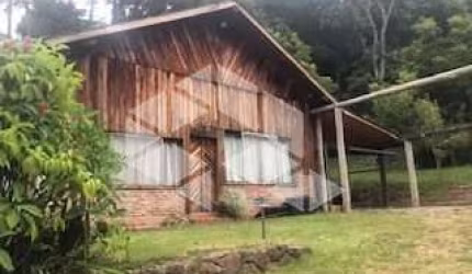 Oportunidade incrível de moradia ou investimento em local de ímpar beleza.