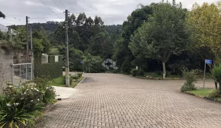 Casa com 03 três quartos a venda no bairro Piá