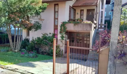 Excepcional casa no centro de Nova Petrópolis
