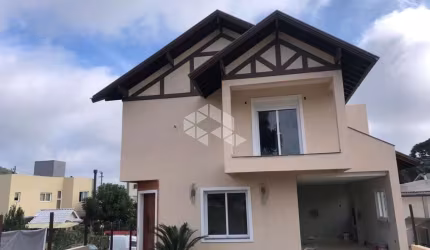 Casa Sobrado de 102m² para venda por R$ 699.000