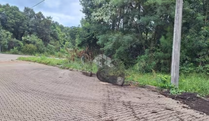 Terreno na serra gaúcha com 370,50 m2 em área residencial de constante valorização.