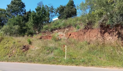 Terreno de 613m² para venda por R$ 150.000