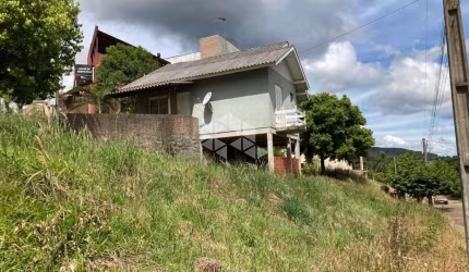 Casa com 50,74m² no bairro Piá