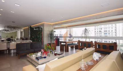 apartamento de 201 M²  à venda no Panamby com 3 suítes e 3 vagas