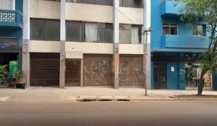 Loja comercial com dois mezaninos de concreto- 700 m² - Rua Amaral Gurgel