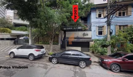 Casa comercial com 270 m², charmosa em Higienópolis para vender.