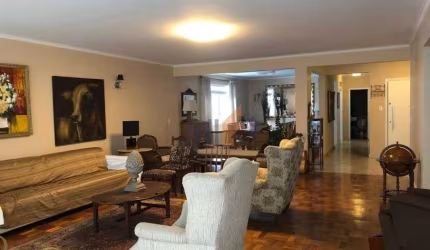 NO CORAÇÃO DE HIGIENÓPOLIS, ANDAR ALTO TRÊS VAGAS