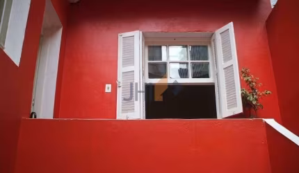 EXCELENTE SOBRADO COMERCIAL, DUAS VAGAS