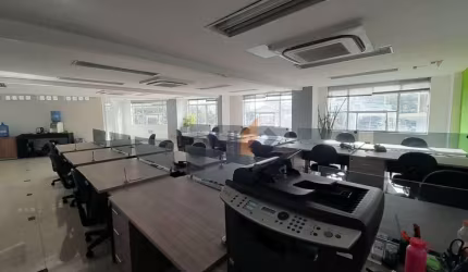Coworking com 20 -Estaçoes de trabalho - 50 metros do metrô  Vila Madalena