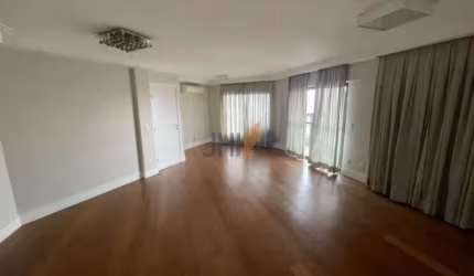 Apartamento em Perdizes com 130 m² para locação