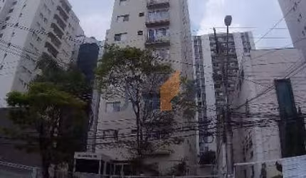 Studio com 34 m² em Pinheiros com vaga de carro, para locação.