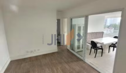 Apartamento semi mobiliado com 65 m² em Pinheiros para locação