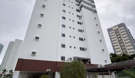 Apto 3/4 com suíte  Avenida Paralela