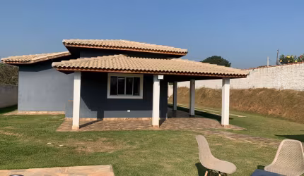Linda chácara a venda no bairro Dona Catarina - Mairinque/SP