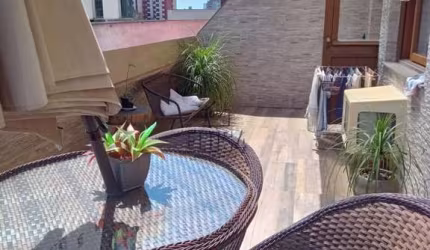 Apartamento no centro com terraço