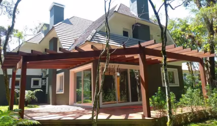Casa em Condomínio para venda  no Bairro Vila Dante em Canela