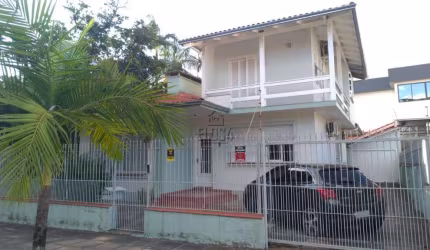 Casa para venda  no Bairro Cristo Rei em São Leopoldo